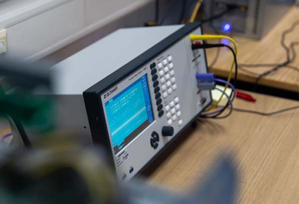 功率分析仪在工业节能中的应用案例分享